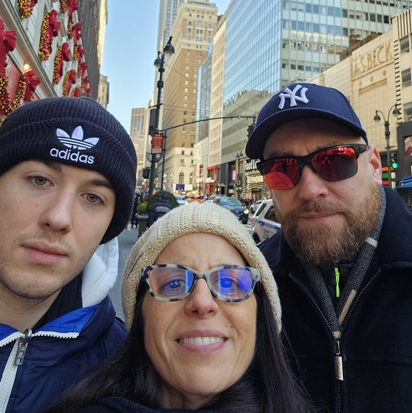 Meet your Posher, Dria - Picture 2 of 4